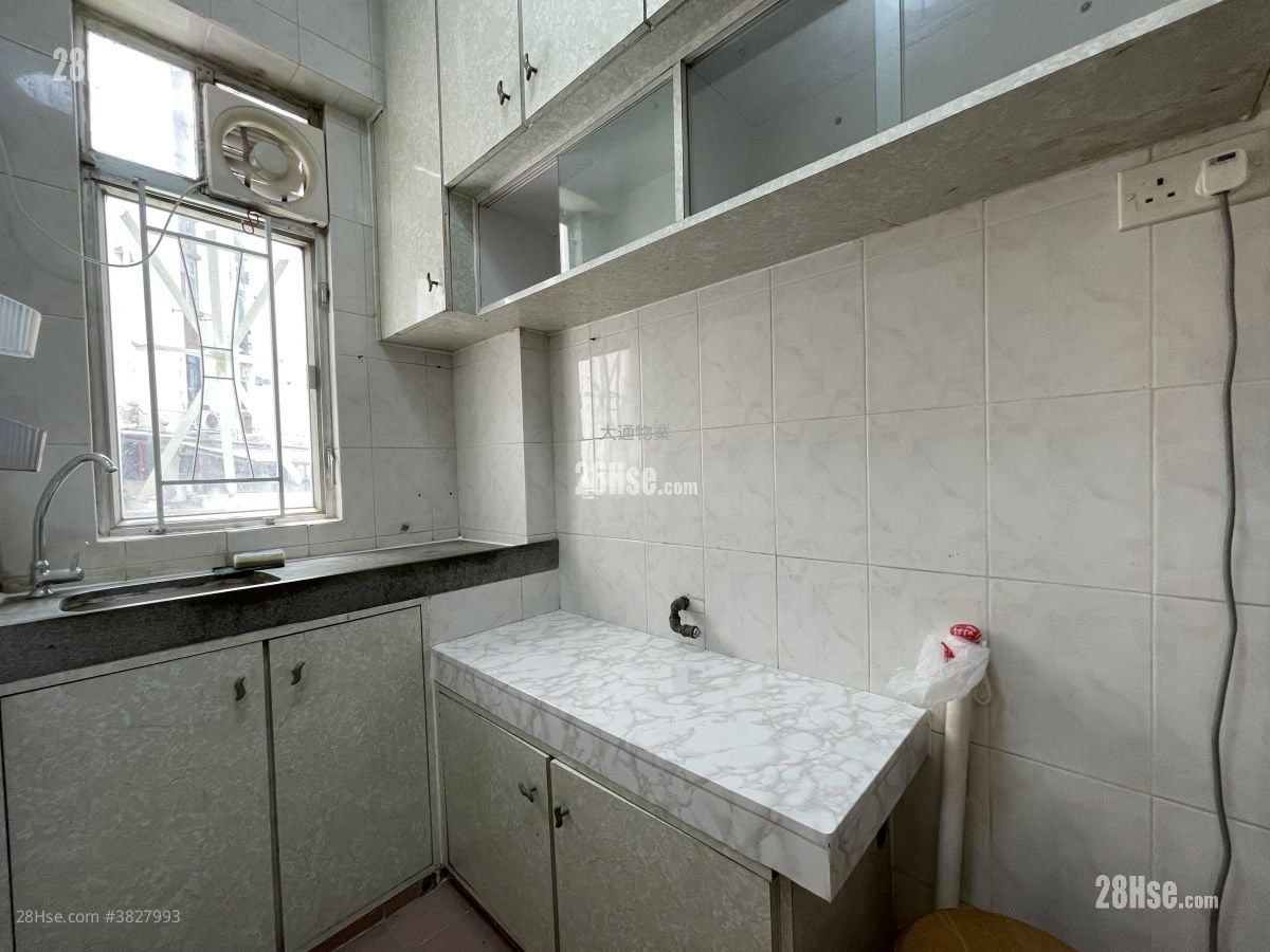 西灣大廈 租盤 1 房 , 1 浴室 268 平方呎