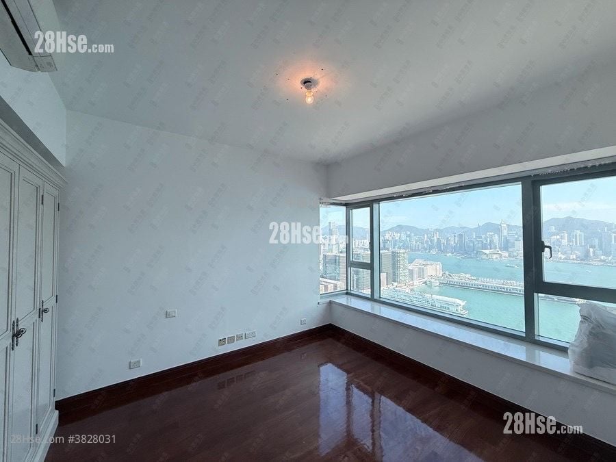 主人房: 君临天下 租盘 3 房 , 3 浴室 1,076 平方尺