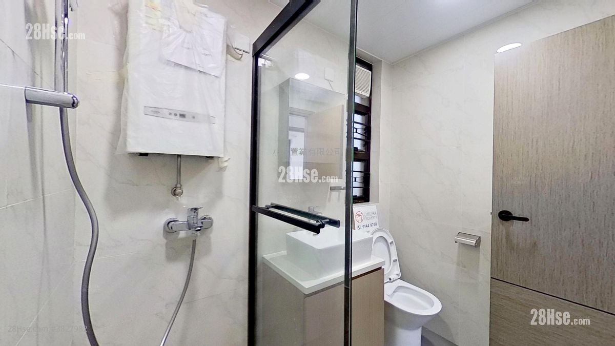 浴室: 置富花園 租盤 3 房 , 1 浴室 588 平方呎