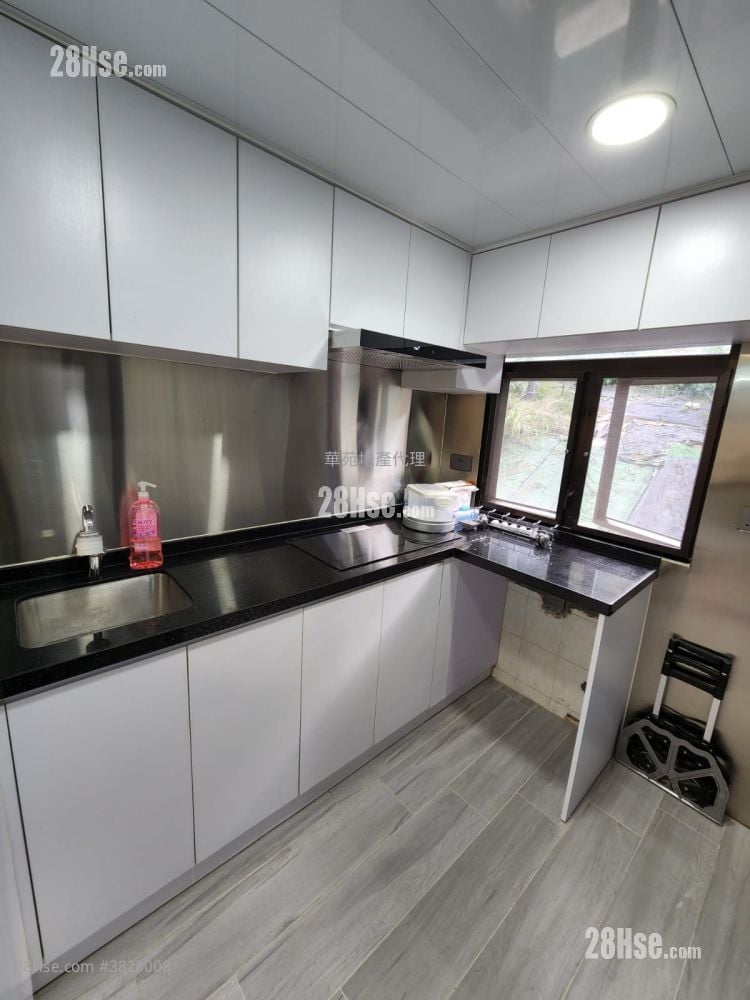 Village Rental 1 Bedroom , 1 Bathroom 320 ft²