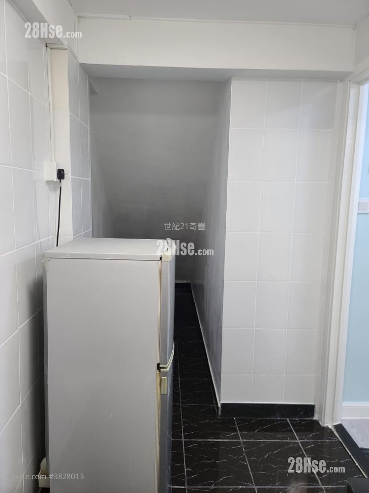 村屋 售盘 3 房 , 1 浴室