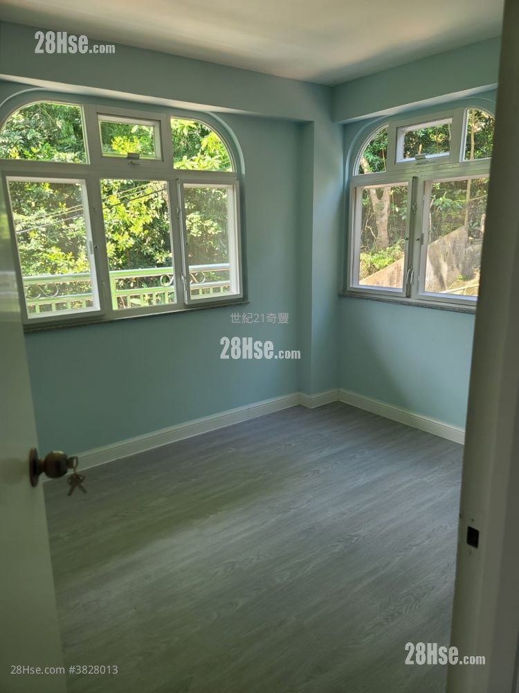 村屋 售盘 3 房 , 1 浴室