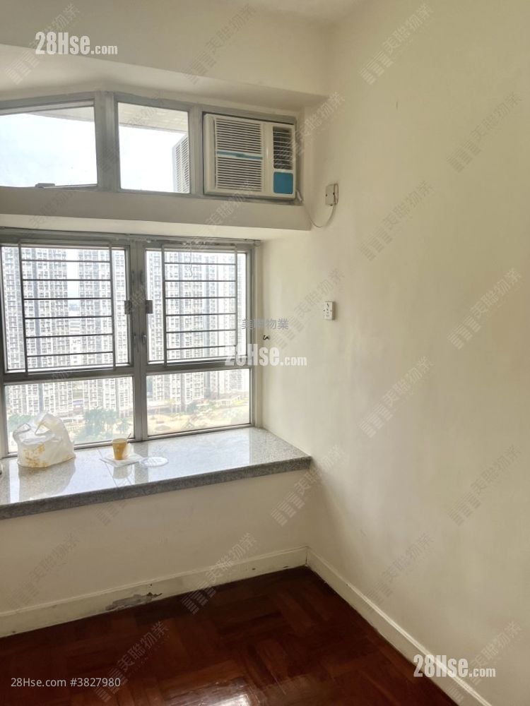 Kingswood Villas Rental 3 Bedrooms , 1 Bathroom 547 ft²