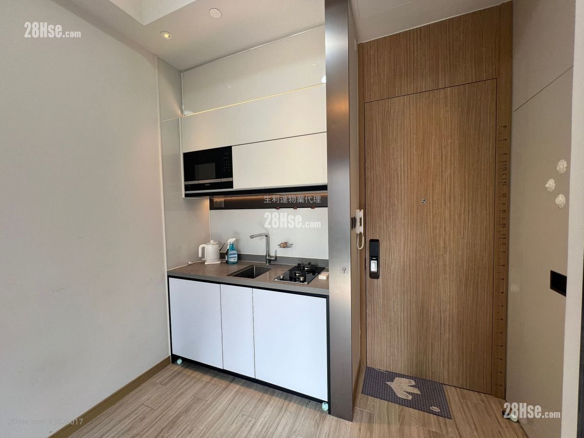 Vantage Rental Studio 196 ft²