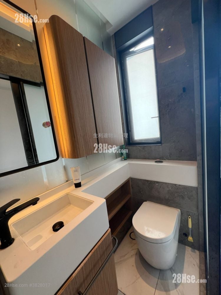 Vantage Rental Studio 196 ft²