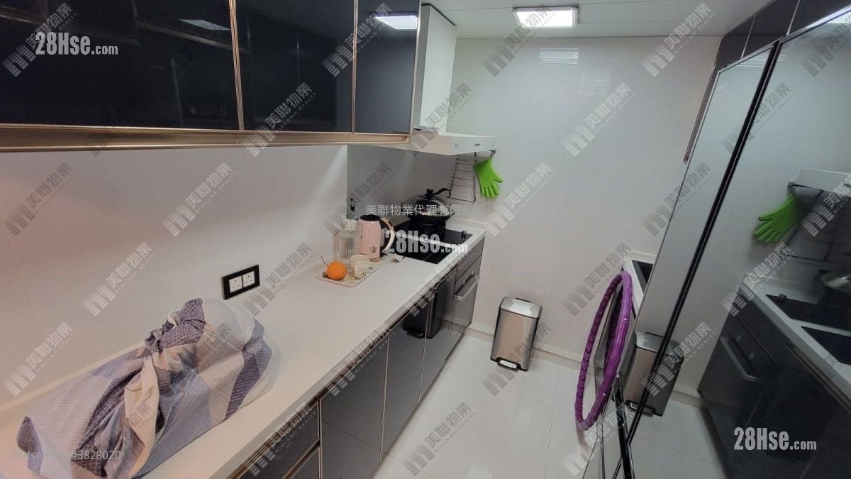 海滨花园 售盘 3 房 700 平方尺