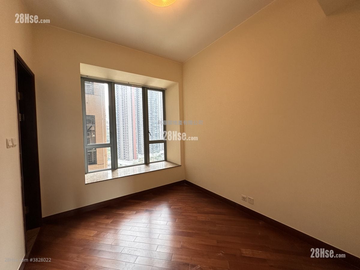 御龍山 售盤 4 房 , 2 浴室 1,444 平方呎