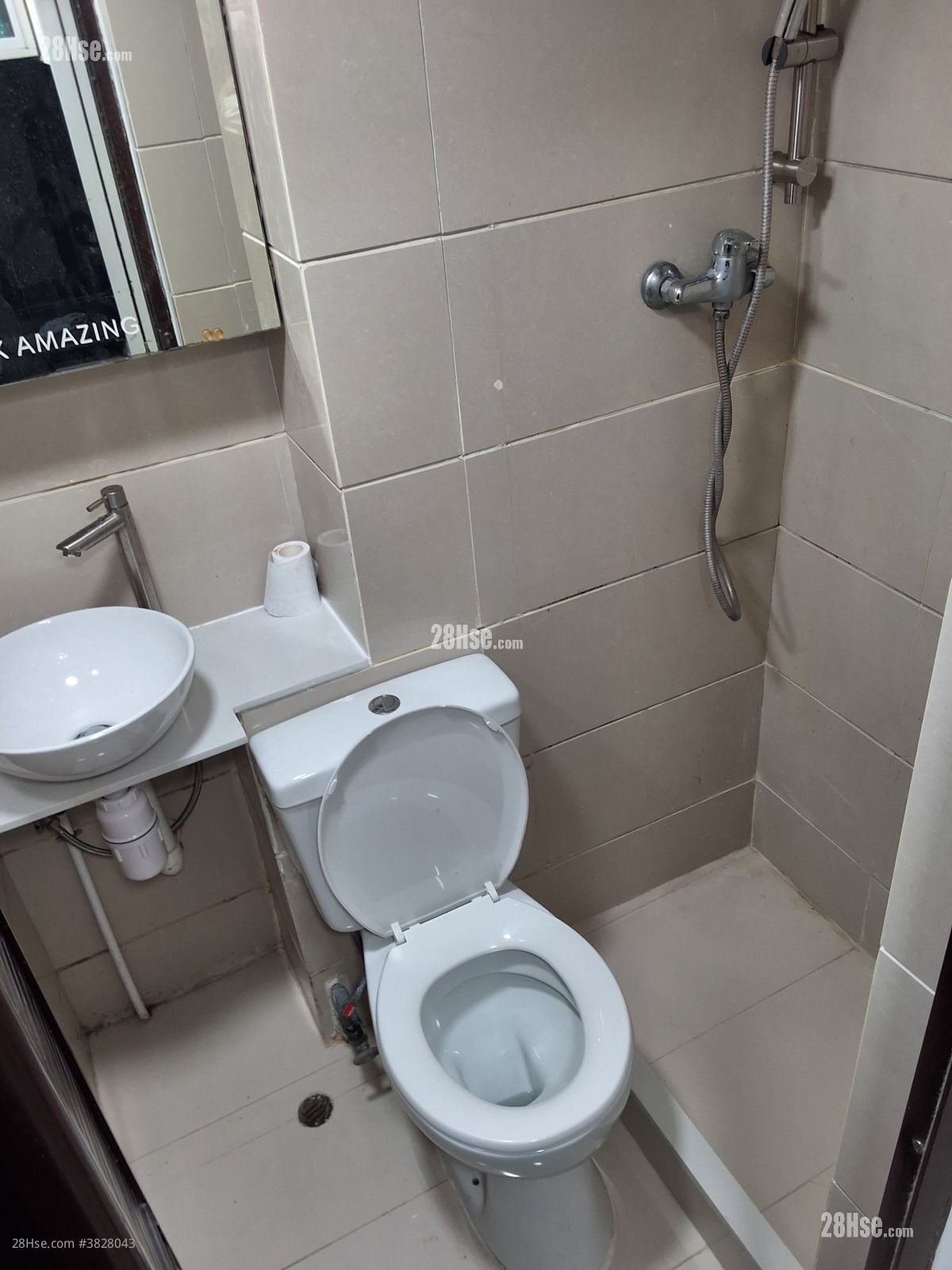 310-312 Hennessy Road Rental 1 Bedroom , 1 Bathroom 180 ft²