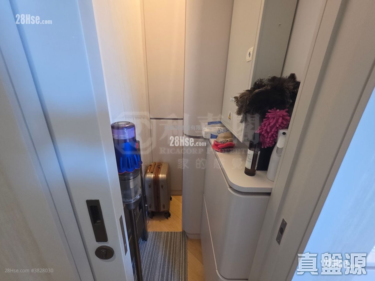 128 Waterloo 售盤 2 房 579 平方呎