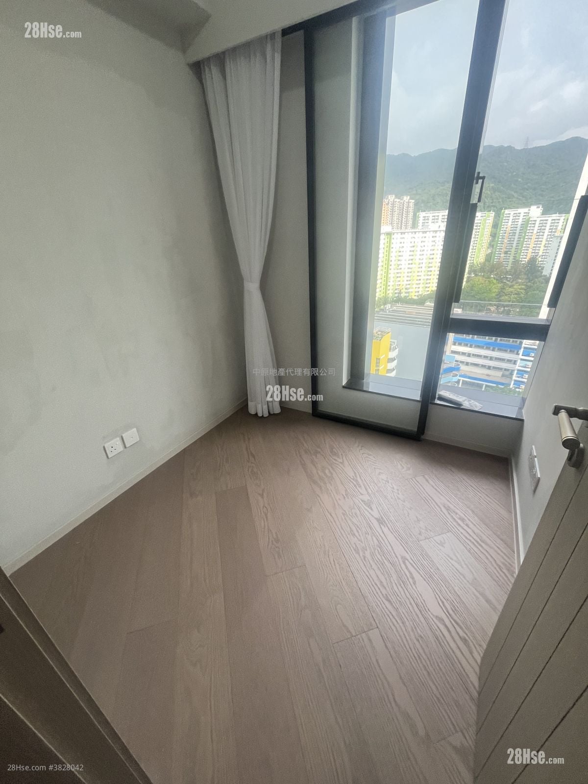 柏傲庄 租盘 3 房 , 2 浴室 679 平方尺