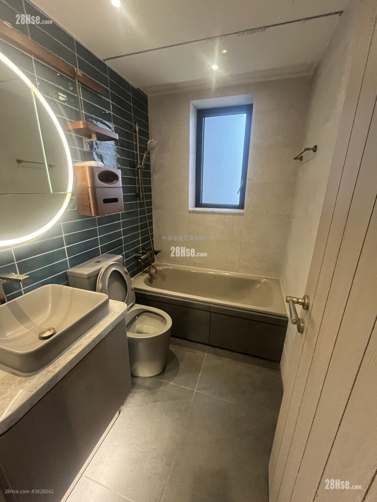 柏傲庄 租盘 3 房 , 2 浴室 679 平方尺