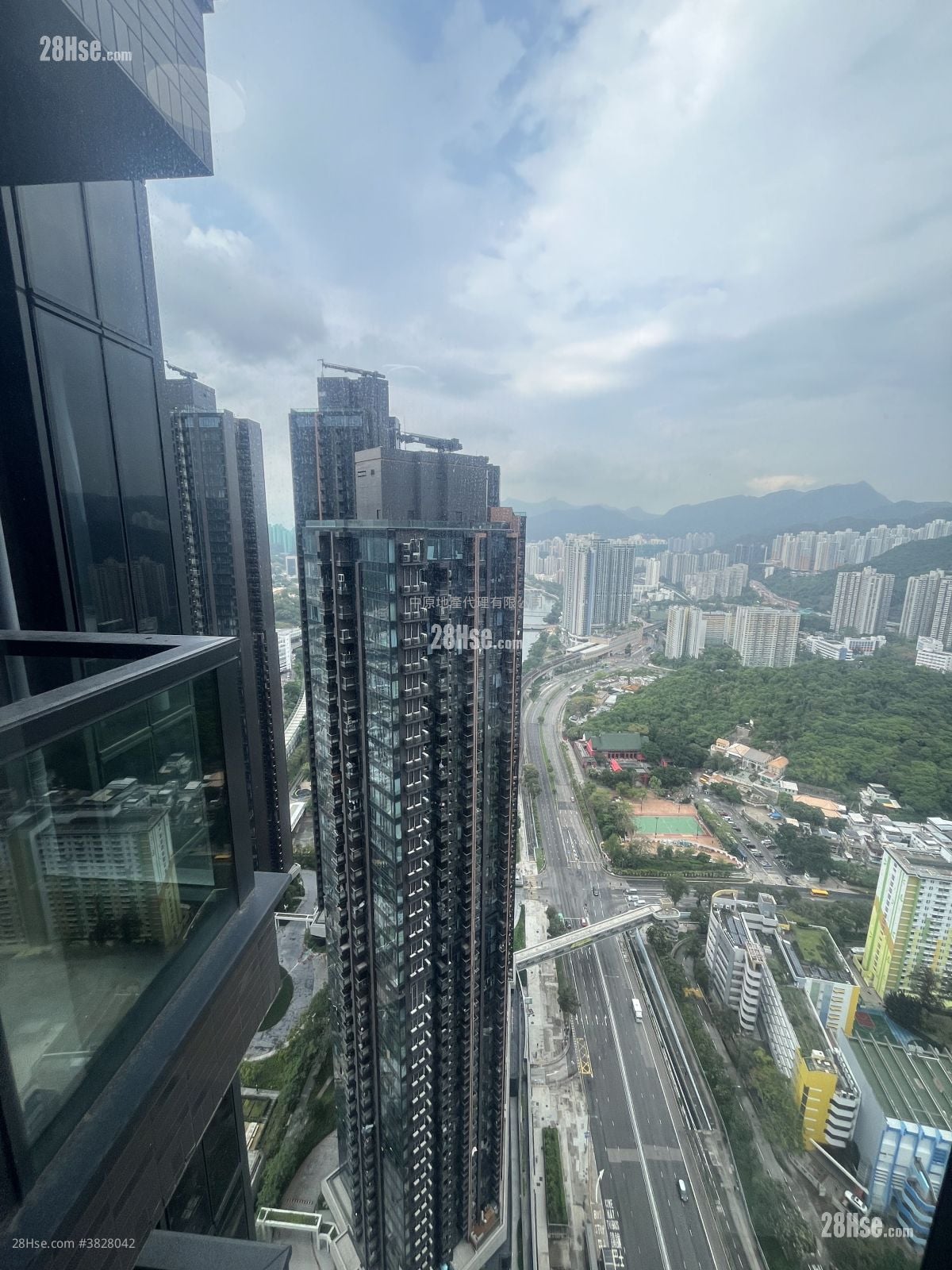 柏傲庄 租盘 3 房 , 2 浴室 679 平方尺