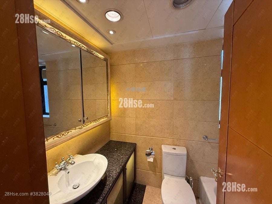 凱旋門 售盤 3 房 , 2 浴室 841 平方呎