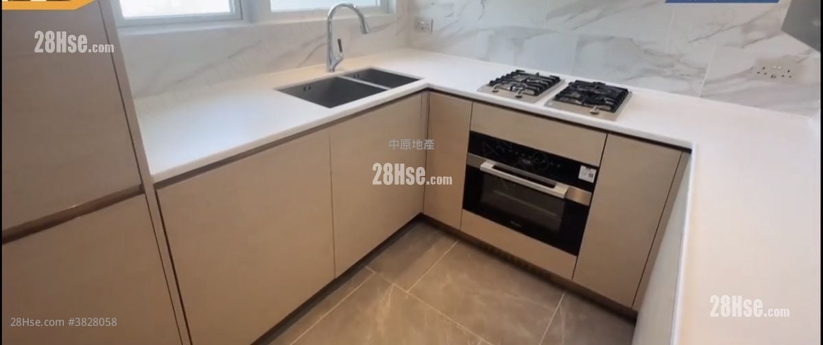 Miami Quay Sell 3 Bedrooms 716 ft²