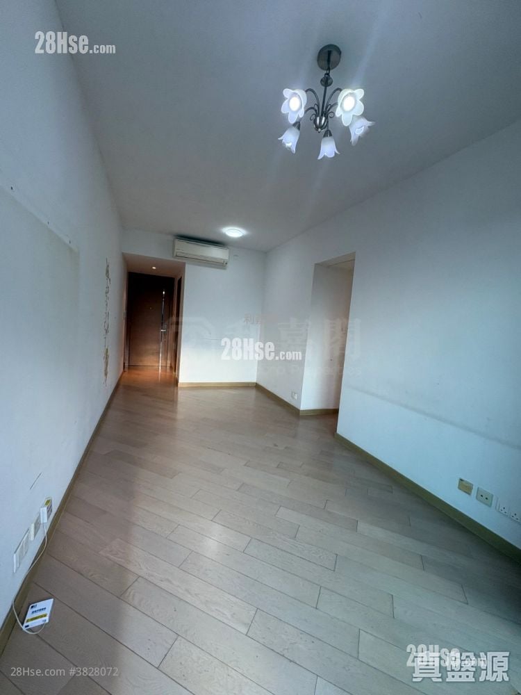 峻峦 售盘 3 房 , 1 浴室 606 平方尺