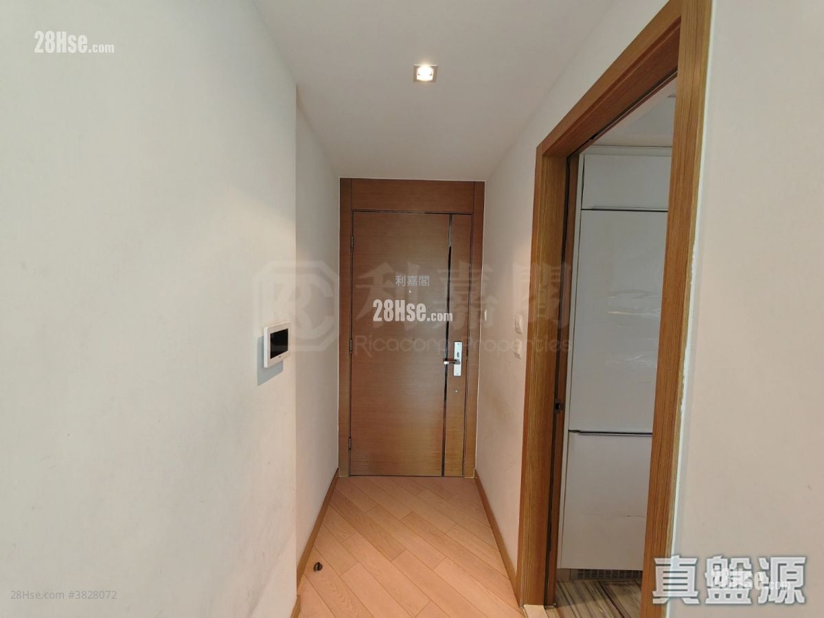 峻峦 售盘 3 房 , 1 浴室 606 平方尺