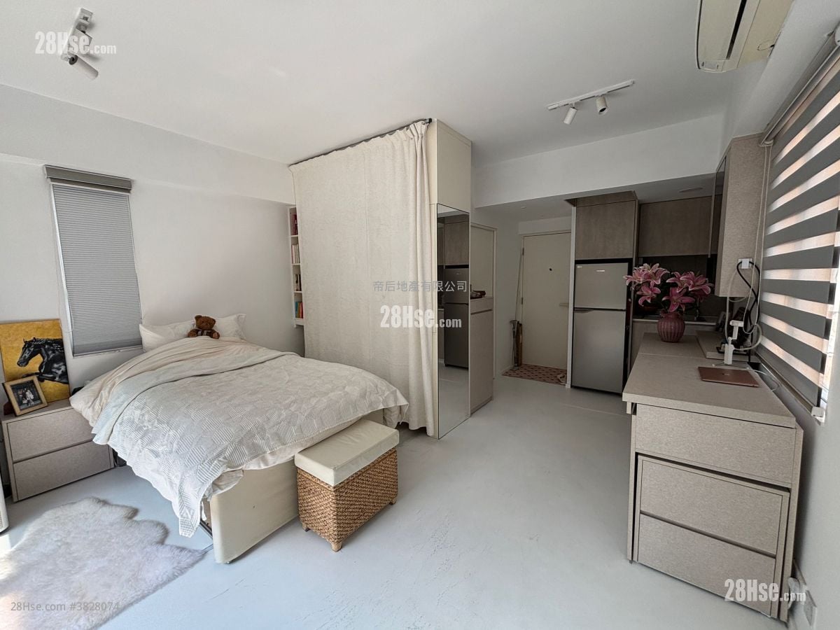 Ka Fung Building Sell 279 ft²