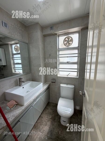 黄埔花园 租盘 4 房 771 平方尺