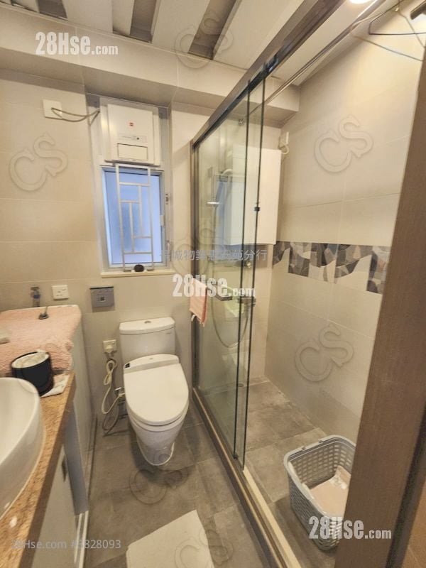 康景花园 售盘 2 房 , 1 浴室 445 平方尺