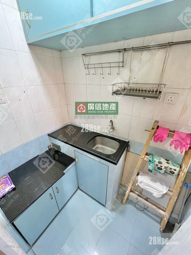 長發大廈 售盤 1 房 , 1 浴室 210 平方呎