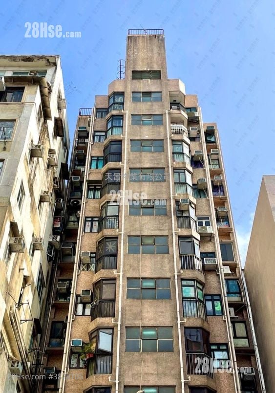 Ka Wai Court Sell 2 Bedrooms , 1 Bathroom 286 ft²