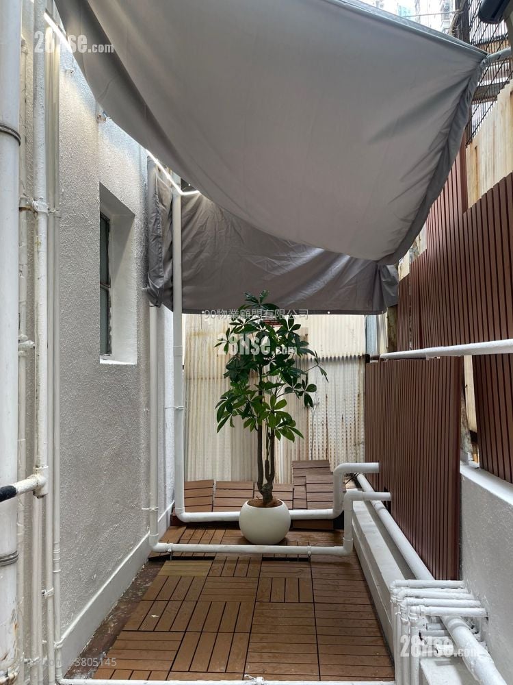 Treasure Court Rental 281 ft²
