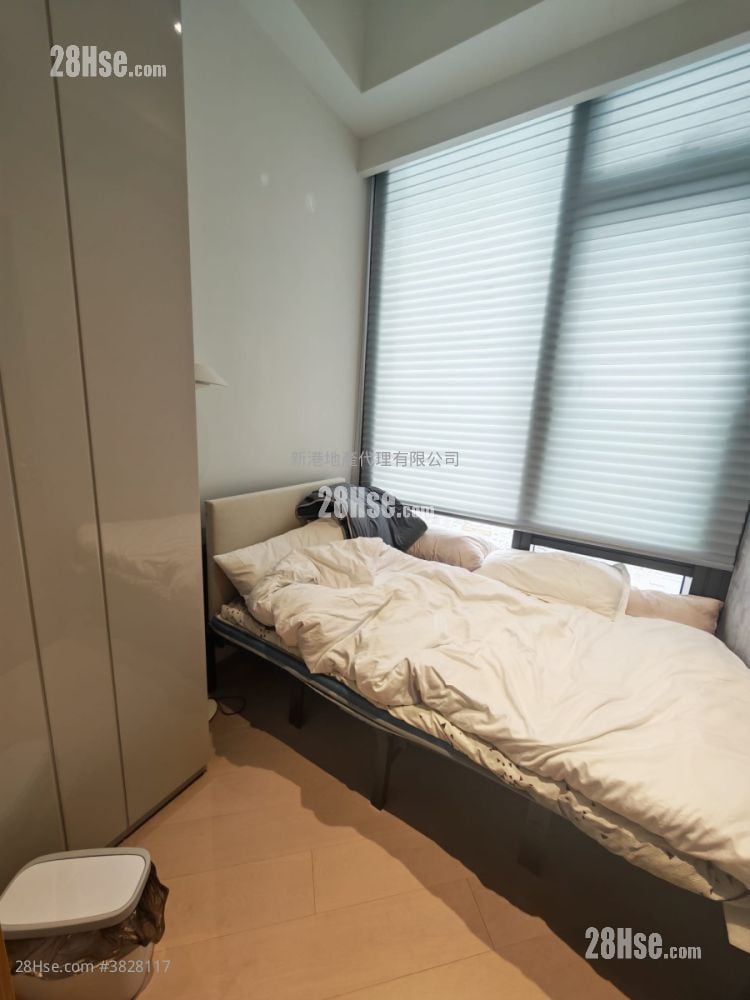 The Vantage Sell 2 Bedrooms , 2 Bathrooms 424 ft²