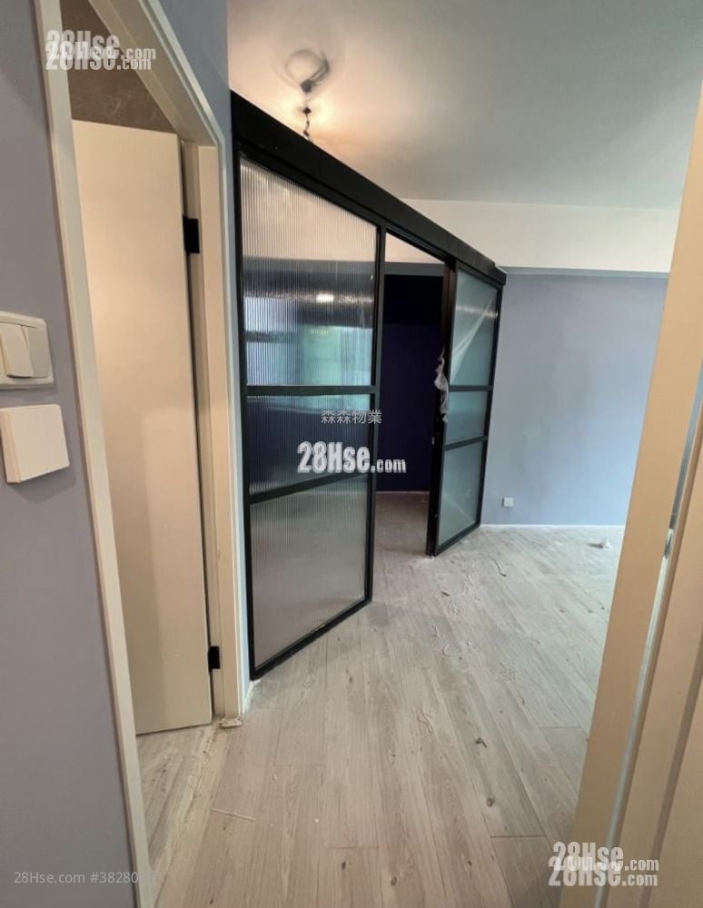 華園 售盤 3 房 , 2 浴室 847 平方呎