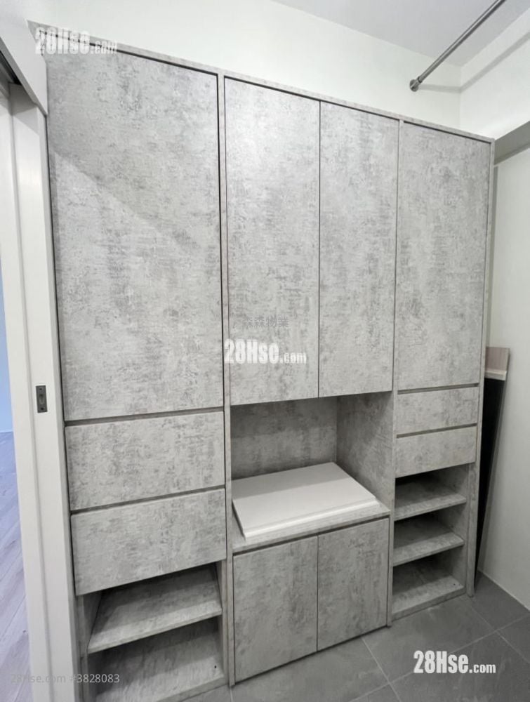 華園 售盤 3 房 , 2 浴室 847 平方呎