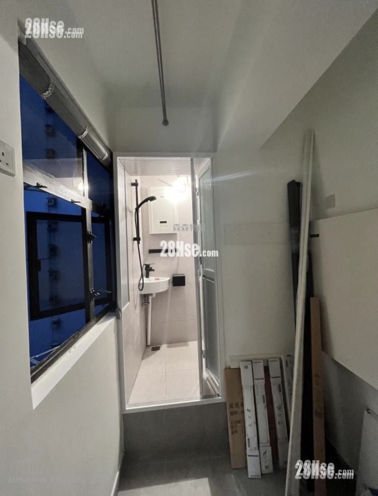 華園 售盤 3 房 , 2 浴室 847 平方呎