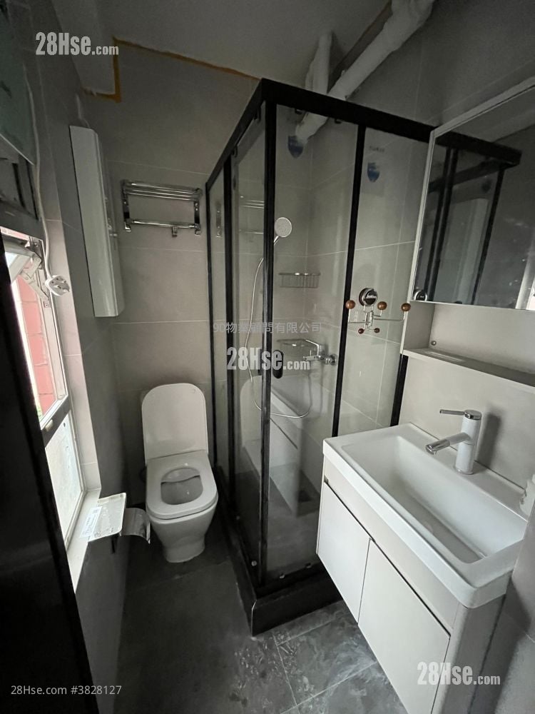 Jade Court Rental 225 ft²