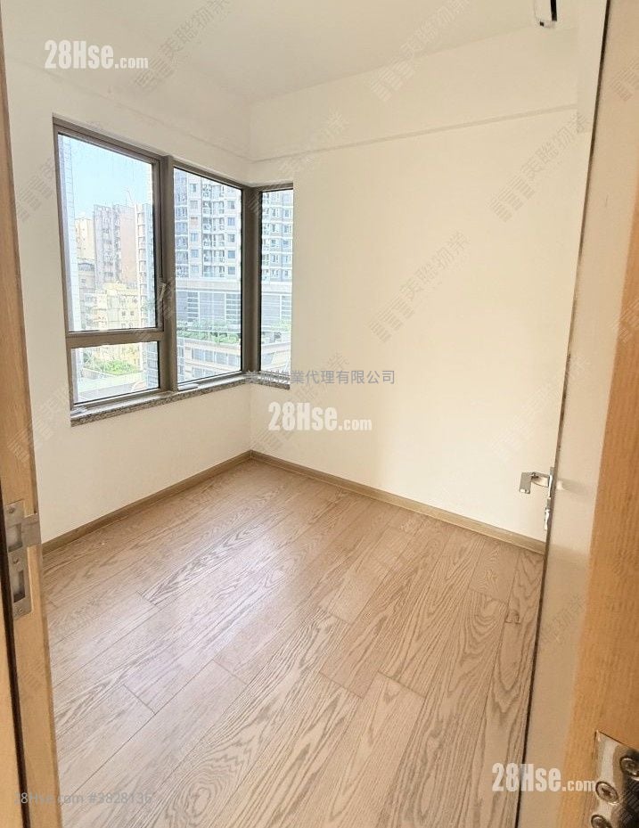 Seaside Sonata Sell 3 Bedrooms , 2 Bathrooms 786 ft²