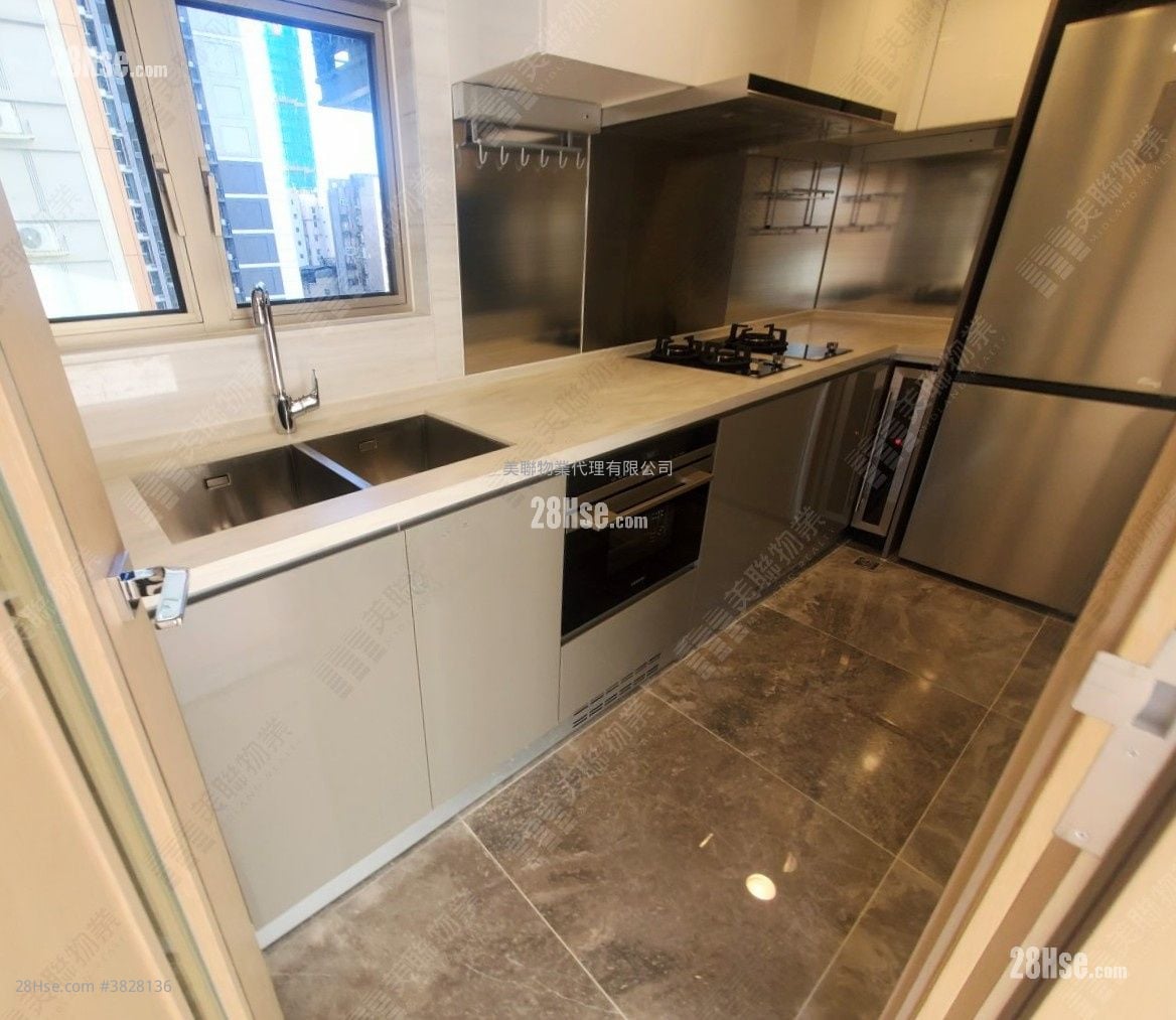 Seaside Sonata Sell 3 Bedrooms , 2 Bathrooms 786 ft²