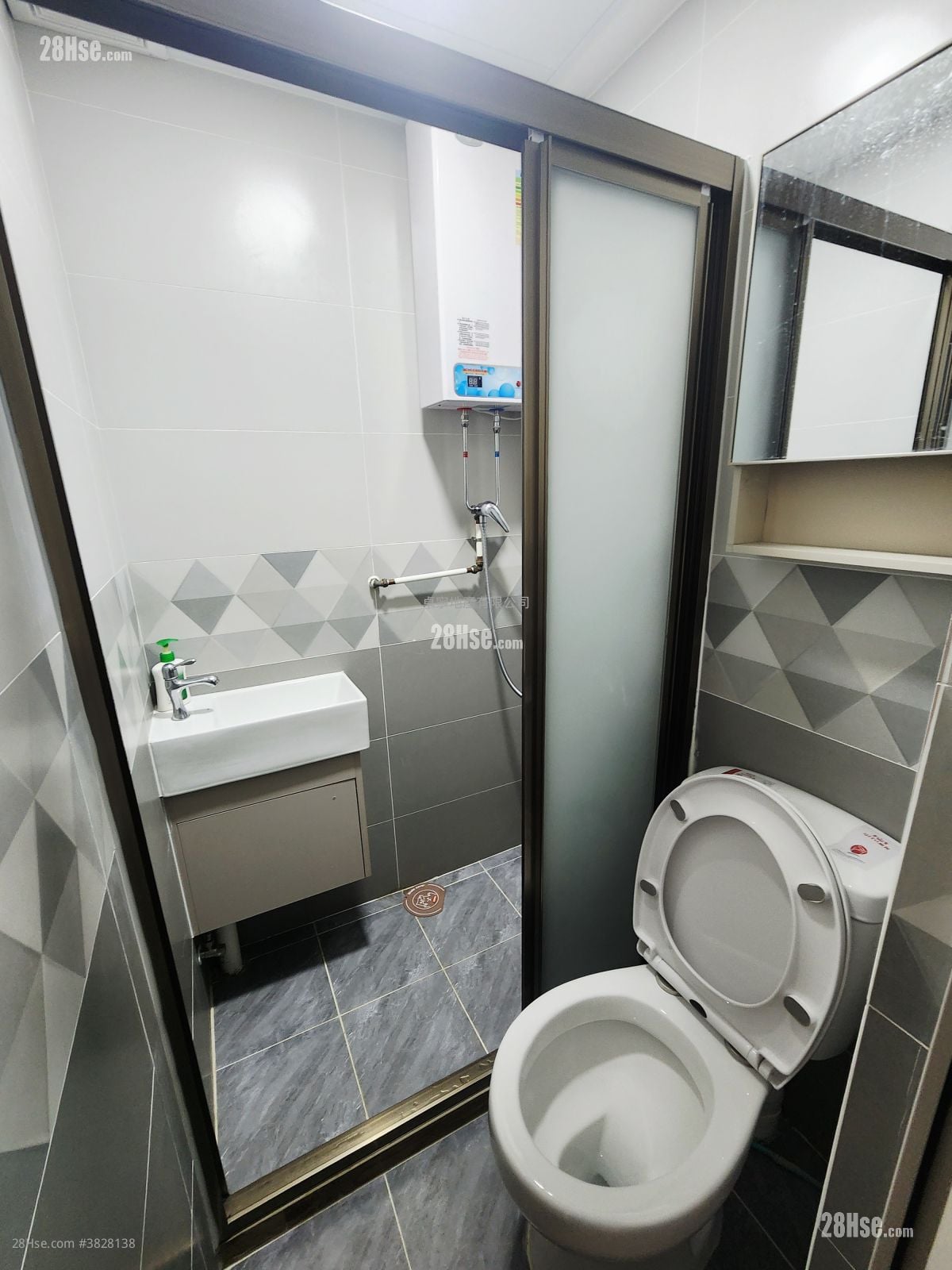 单幢楼房 租盘 140 平方尺