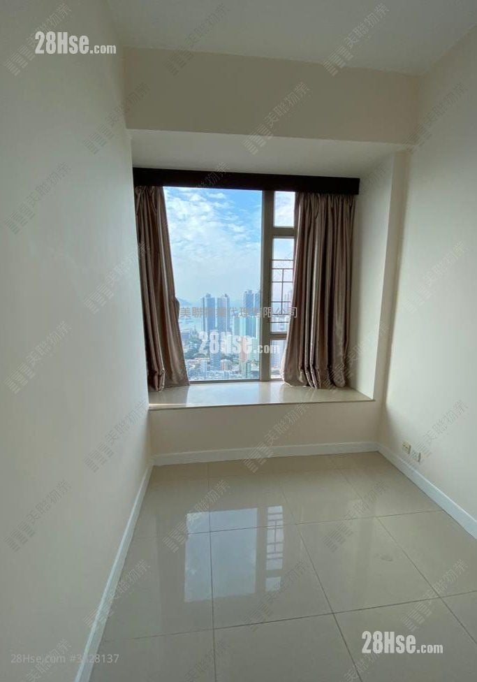 Vista Sell 3 Bedrooms , 2 Bathrooms 687 ft²