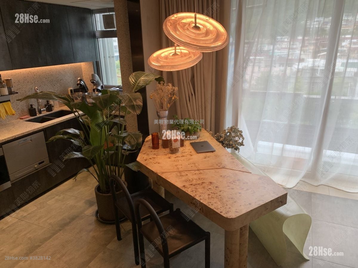 Mount Pavilia Sell 1 Bedroom , 2 Bathrooms 968 ft²