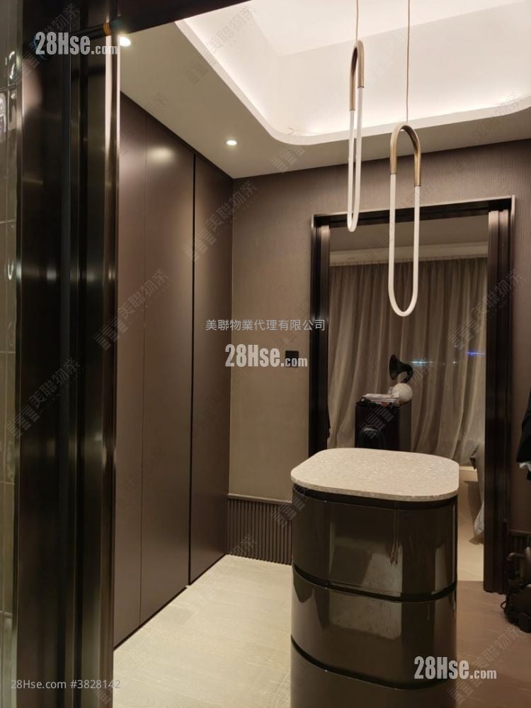 Mount Pavilia Sell 1 Bedroom , 2 Bathrooms 968 ft²