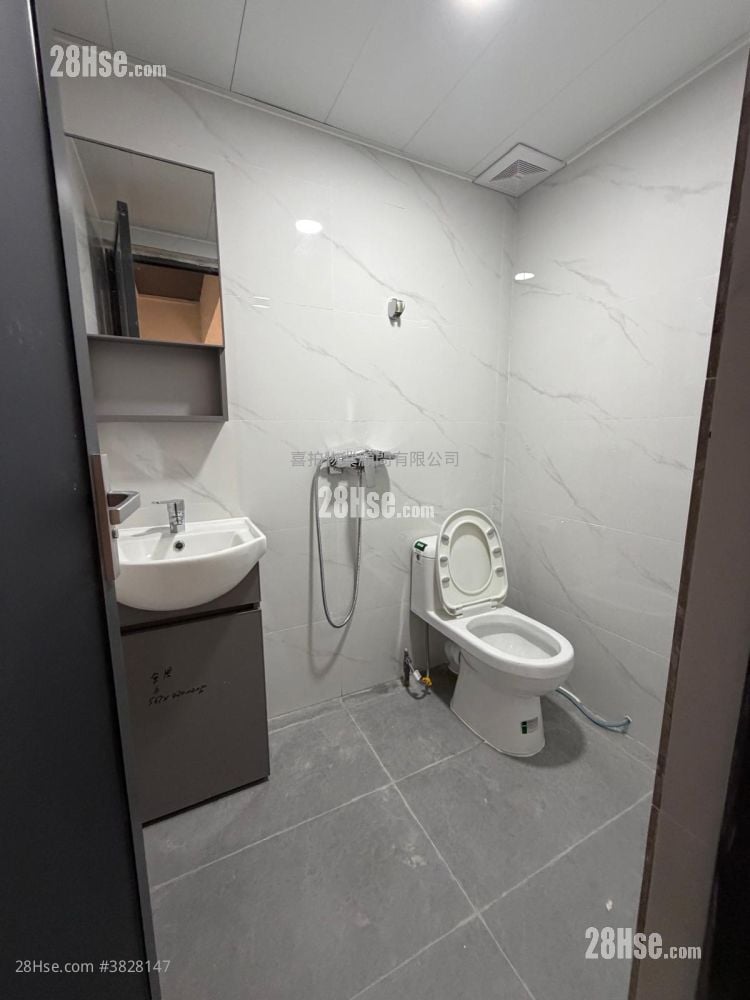 Factory Rental Studio , 1 Toilet 190 ft²