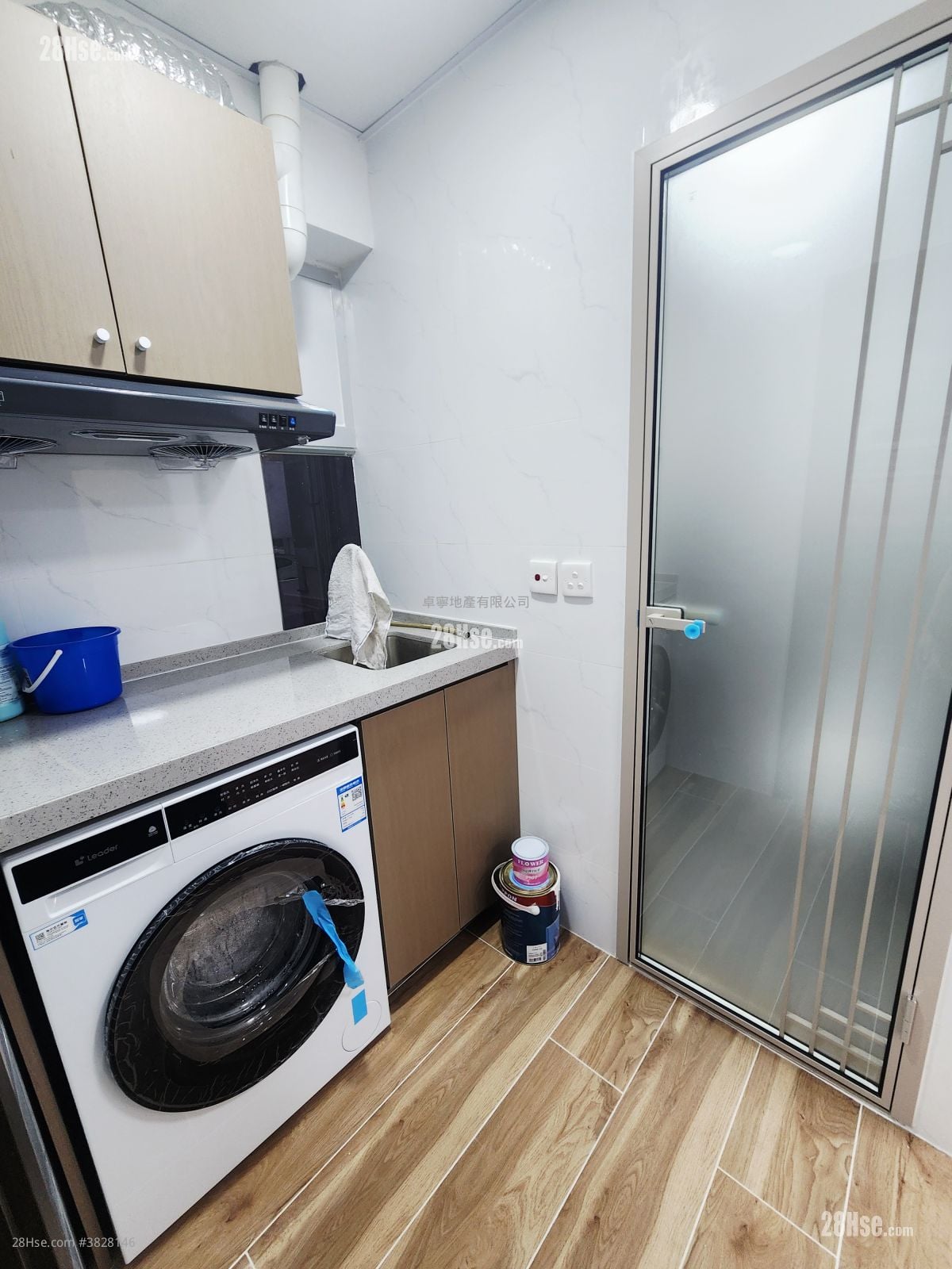 单幢楼房 租盘 130 平方尺