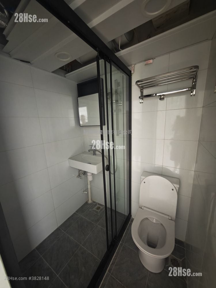 Yuk Chuen Building Rental Studio , 1 Bathroom 180 ft²