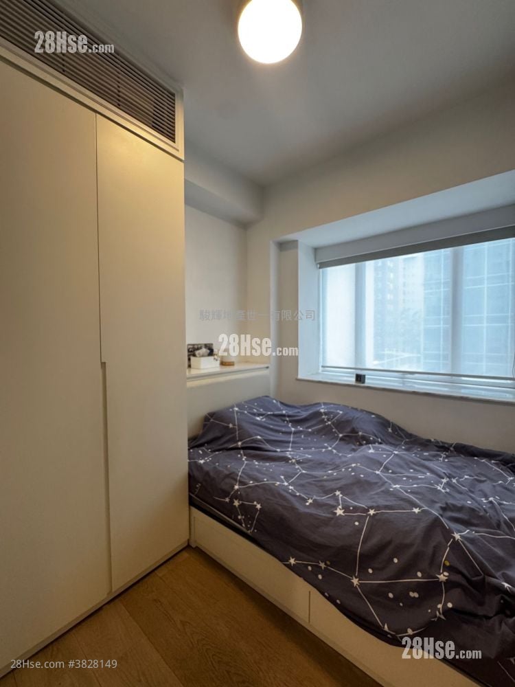 Passkon Court Sell 2 Bedrooms , 1 Bathroom 440 ft²