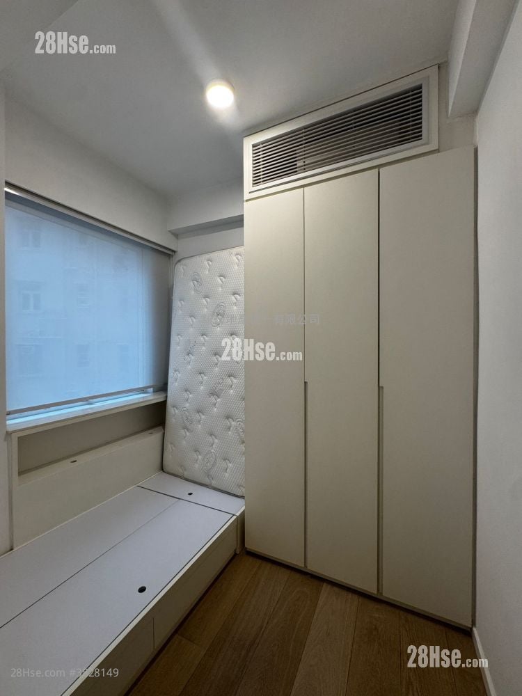 Passkon Court Sell 2 Bedrooms , 1 Bathroom 440 ft²