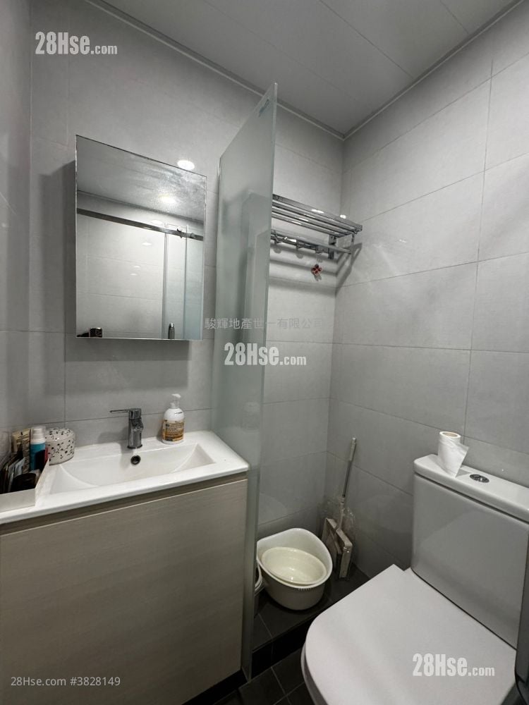 Passkon Court Sell 2 Bedrooms , 1 Bathroom 440 ft²