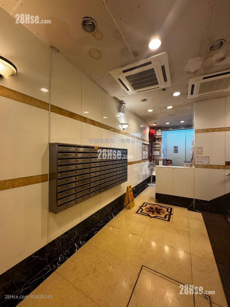 Passkon Court Sell 2 Bedrooms , 1 Bathroom 440 ft²