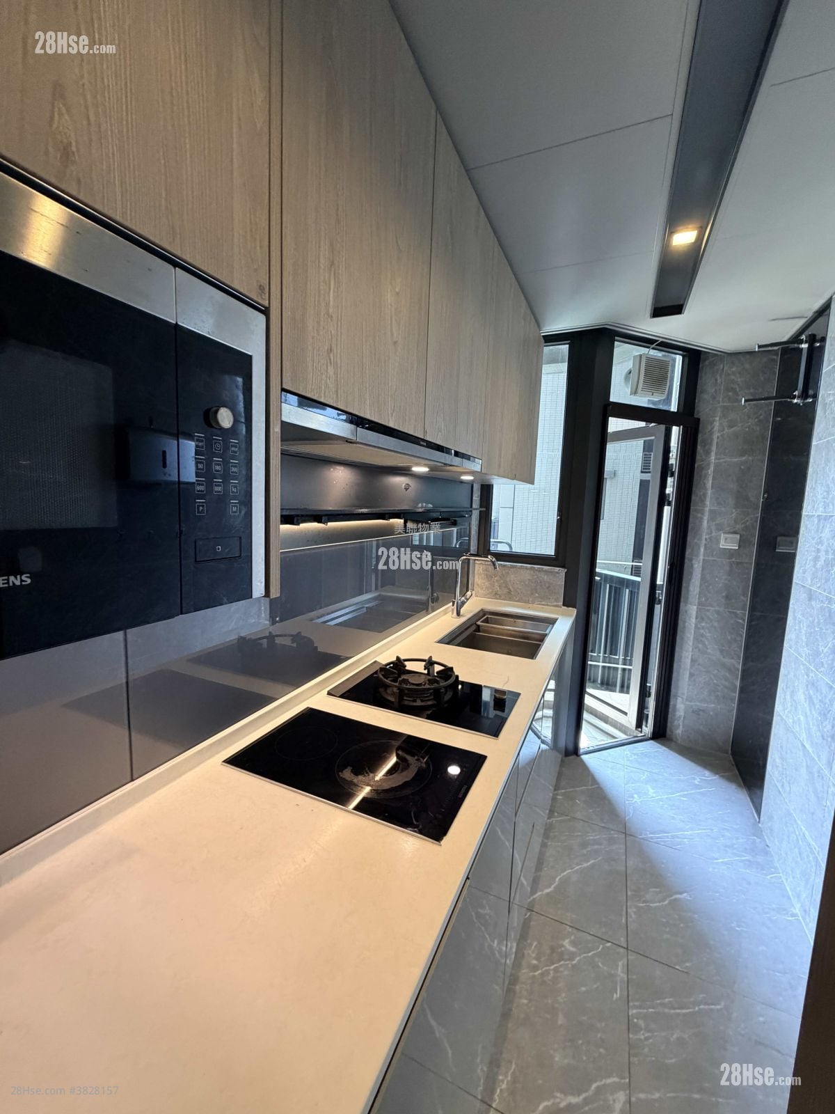 晋海 售盘 3 房 , 2 浴室 700 平方尺