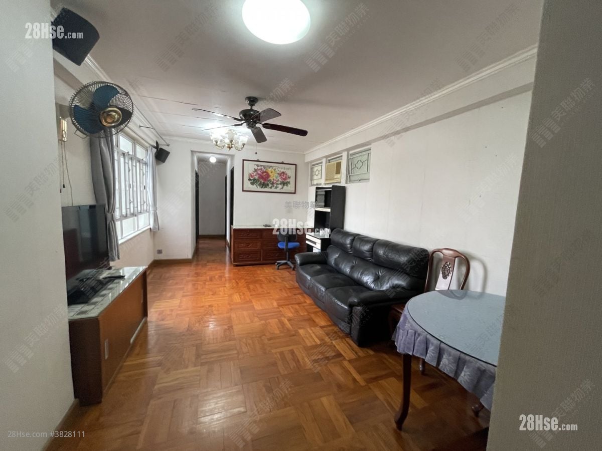 顺欣花园 售盘 3 房 583 平方尺