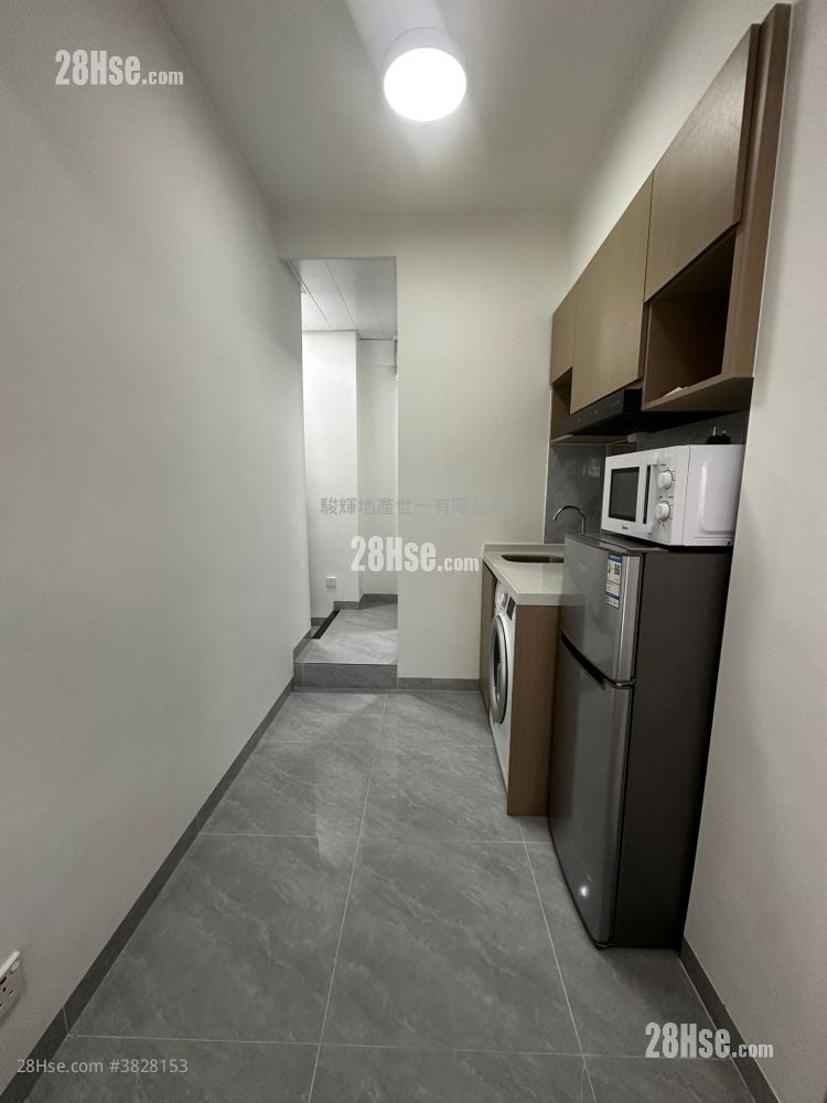 Beauty Mansion Rental Studio , 1 Bathroom 160 ft²