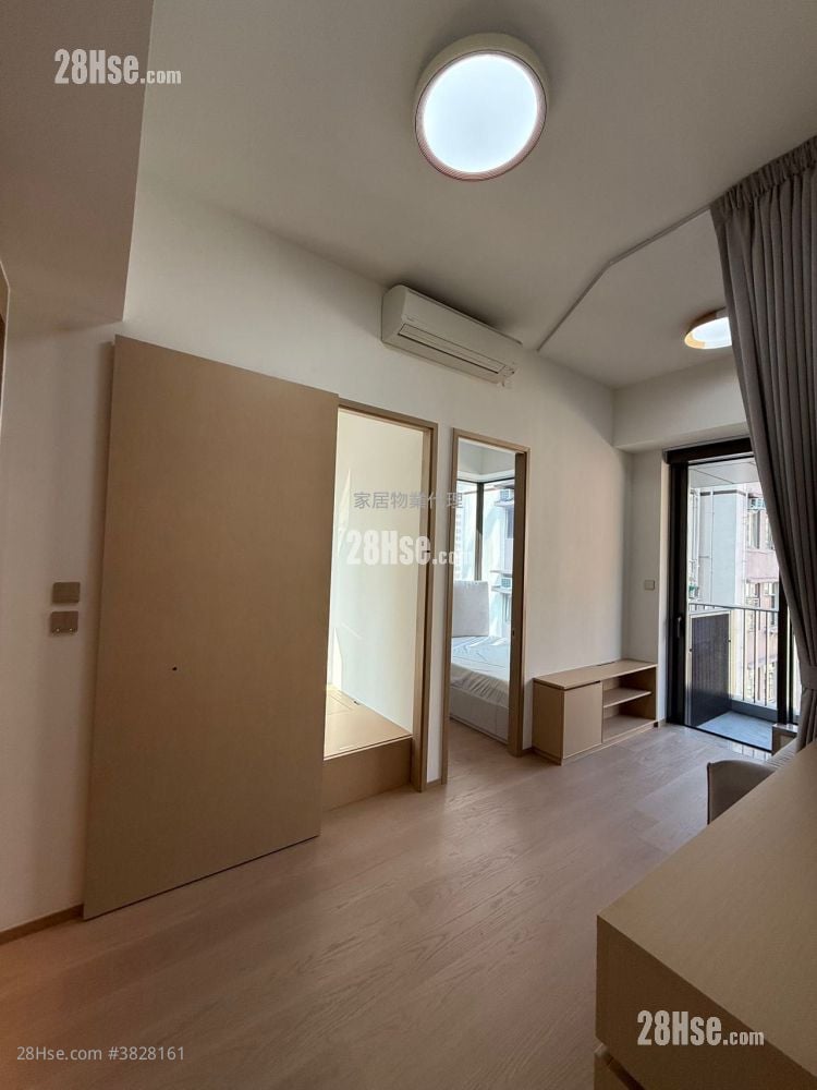 101 Kings Road Rental 2 Bedrooms , 1 Bathroom 432 ft²