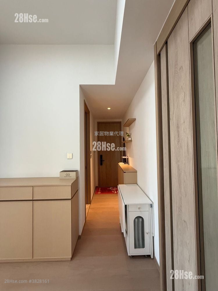 101 Kings Road Rental 2 Bedrooms , 1 Bathroom 432 ft²