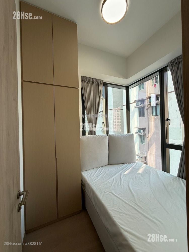 101 Kings Road Rental 2 Bedrooms , 1 Bathroom 432 ft²